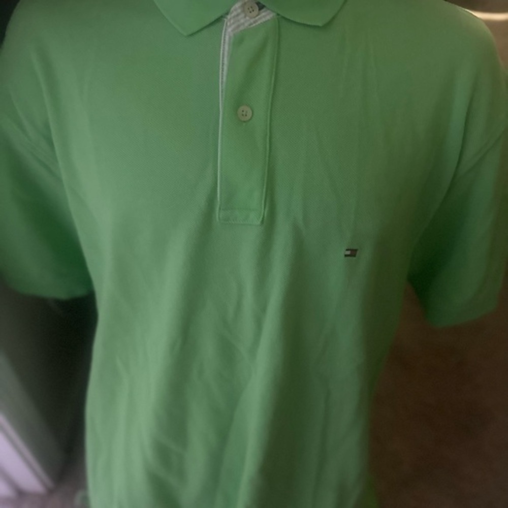 Men’s used size.XL Tommy Hilfiger lime green polo shirt - Picture 1 of 4